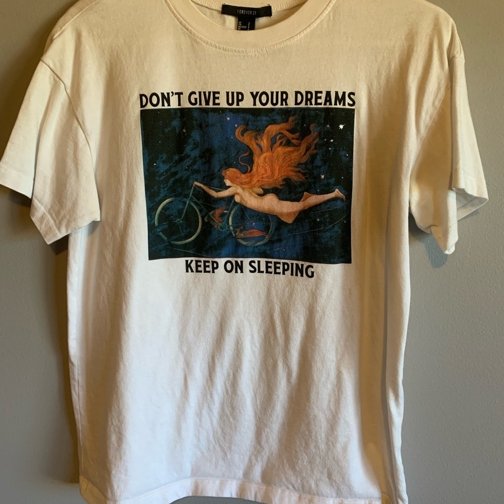 *THRIFTED* T-shirt